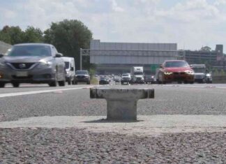 Cement Prongs on Georgia Highway Damage Man’s Vehicle, Costing $2,000 news-01102024-053450