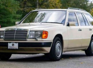 1989 Mercedes-Benz 300TE with Hollywood and Diplomatic History for Sale news-20102024-200059