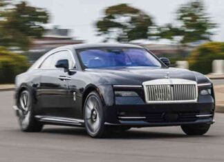 2024 Rolls-Royce Spectre Review: Absurdity and Sublime Luxury news-08112024-151715