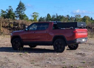 2022 Rivian R1T Upgrades: What to Expect at 30,000 Miles 2022-rivian-r1t-upgrades-what-to-expect-at-30000-miles