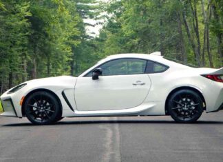 Top Selling Sports Car: Toyota GR86 Outperforms Cheap Imports in Sales top-selling-sports-car-toyota-gr86-outperforms-cheap-mports-in-sales