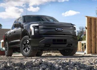 ford-f-150-lightning-lease-deal-10500-off-home-charger