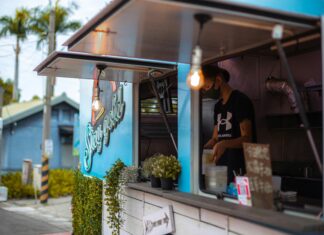 Auto Air Conditioning Service: Is Your Vehicle Ready for Summer?