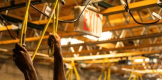 Auto Electrician Near Me: Discover Expert Solutions For Your Vehicle pexels photo 1325725