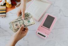 Auto Loan Payoff Calculator: Unlock Savings and Take Control Today! pexels photo 4968639