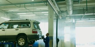 Auto Air Conditioning Repair: Discover Essential Tips for Comfort pexels photo 8985662