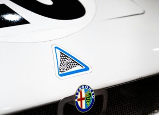 Alfa Romeo 4C Auto: Discover What Makes It a True Sports Car